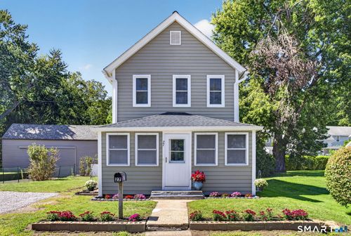 27 School St, Branford, CT, 06405-3336 | Card Image