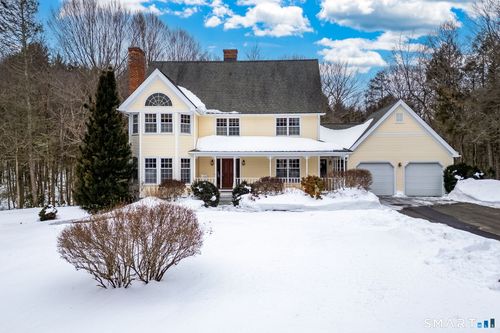 9 Hemlock Dr, New Hartford, CT, 06057-2814 | Card Image