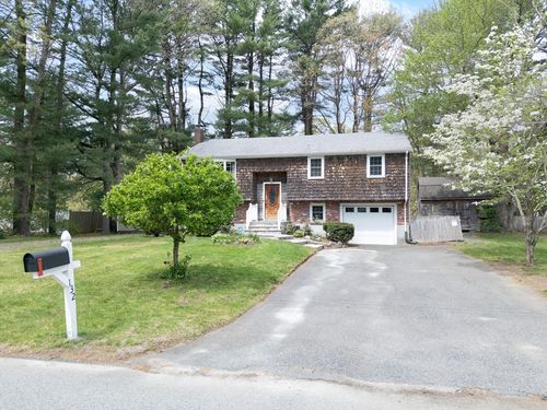 132 Cynthia Dr, Raynham, MA, 02767-1553 | Card Image