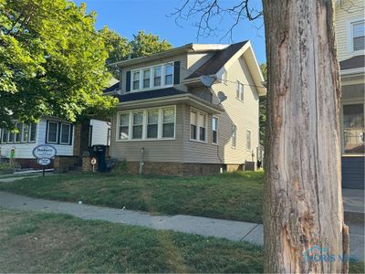 4136 Thornton Avenue, House other with 3 bedrooms, 1 bathrooms and 1 parking in Toledo OH | Image 2