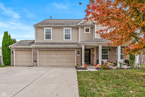 2251 Hanover Rd, Brownsburg, IN, 46112-7534 | Card Image