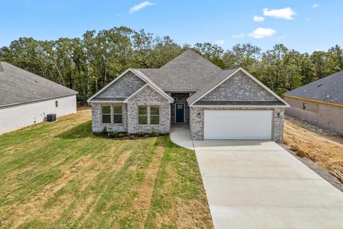 524 Madeleine St, Austin, AR, 72007-9701 | Card Image