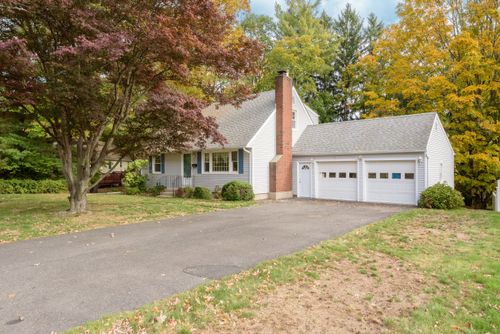88 Rosemary Ln, Bristol, CT, 06010-3204 | Card Image