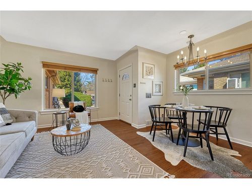 732 Poplar St, Denver, CO, 80220-5544 | Card Image