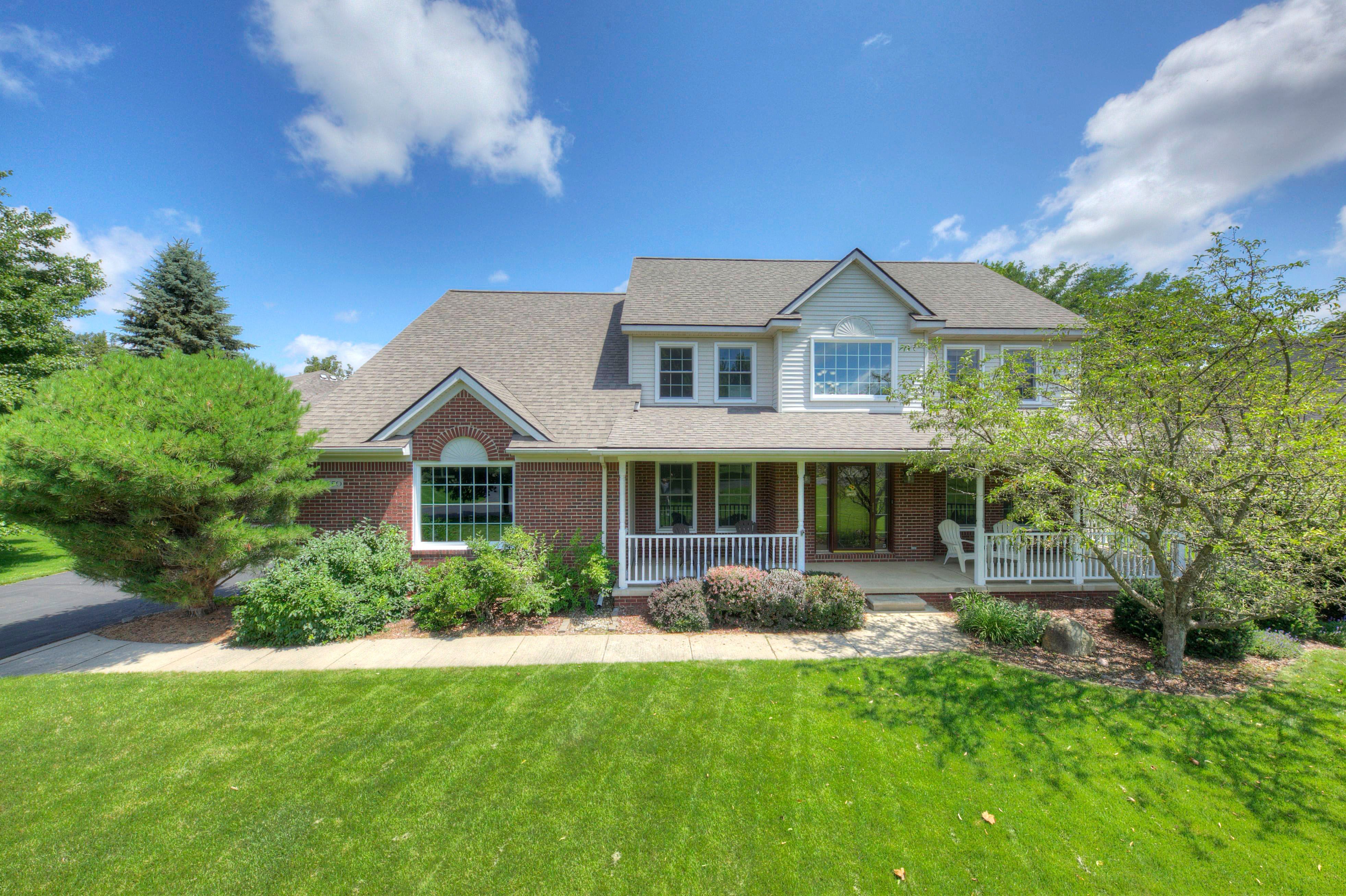 Setters Pointe Dr, Brighton, MI 48116