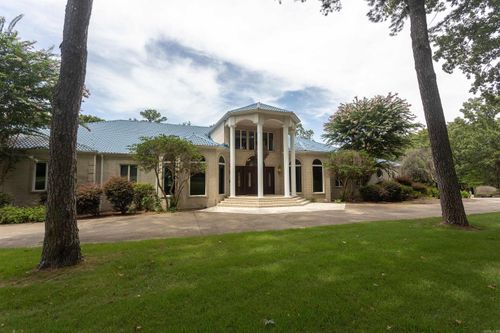 1686 Marina Rd, Russellville, AR, 72802-7931 | Card Image