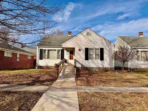 226 S Pine St Street, Centralia, IL, 62801 | Card Image