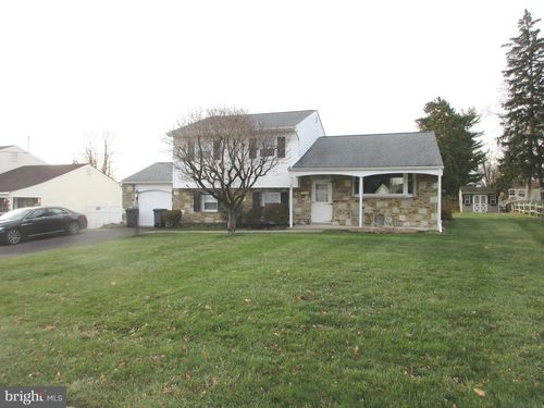 340 Windsor Ave, SOUTHAMPTON, PA, 18966-3338 | Card Image