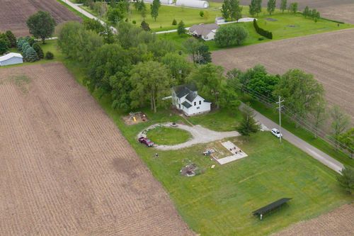 12610 N 1900 East Rd, Fairbury, IL, 61739-9271 | Card Image