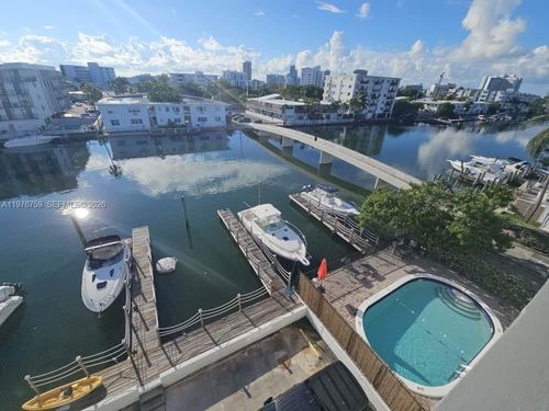 apt-504-8101 Crespi Blvd, Miami Beach, FL, 33141-1563 | Card Image