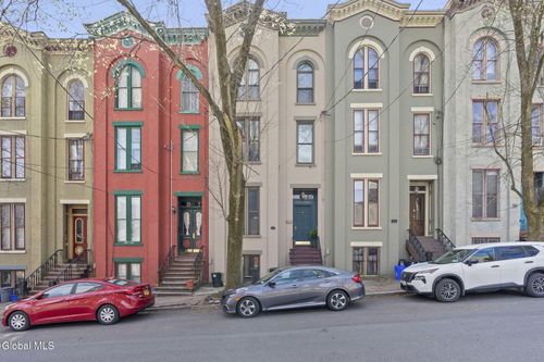 64 Elm St, Albany, NY, 12202-1738 | Card Image