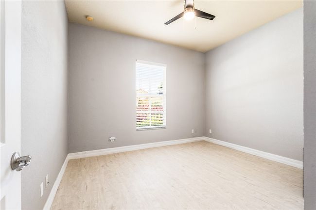 Guest Room 1 | Image 18