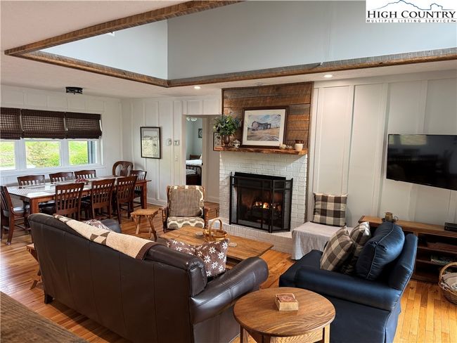 1315 Niley Cook Rd, House other with 4 bedrooms, 4 bathrooms and null parking in Blowing Rock NC | Image 9