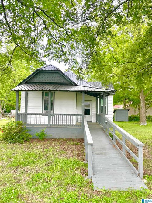 10 Comnock Ave, Gadsden, AL, 35904-1603 | Card Image
