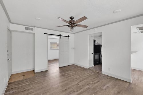apt-205-2003 Bennett Ave, Dallas, TX, 75206-7377 | Card Image