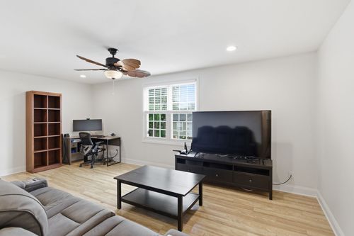 925 Coarsey Dr, Nashville, TN, 37217-2134 | Card Image
