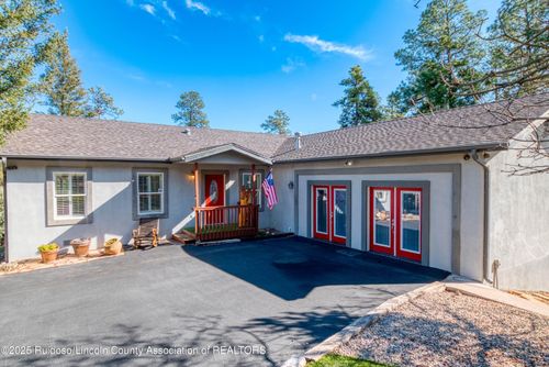 102 Modoc Pl, Ruidoso, NM, 88345-9151 | Card Image