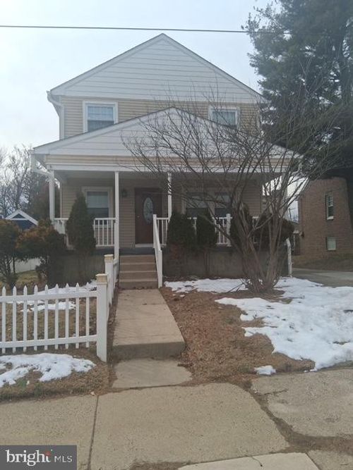 520 Strahle St, PHILADELPHIA, PA, 19111-1318 | Card Image