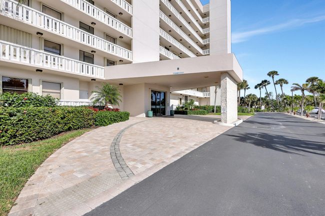 APT-804 - 5059 N Highway A1a, Condo with 2 bedrooms, 2 bathrooms and null parking in Hutchinson Island FL | Image 6
