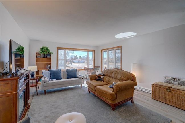 300 Pleasant Dr, House other with 3 bedrooms, 2 bathrooms and null parking in Waunakee WI | Image 13