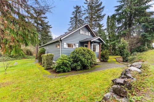 32002 Union Dr, Black Diamond, WA, 98010-9200 | Card Image