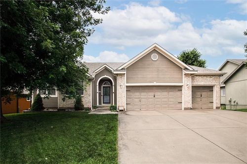 406 Briar Ln, Kearney, MO, 64060-7170 | Card Image