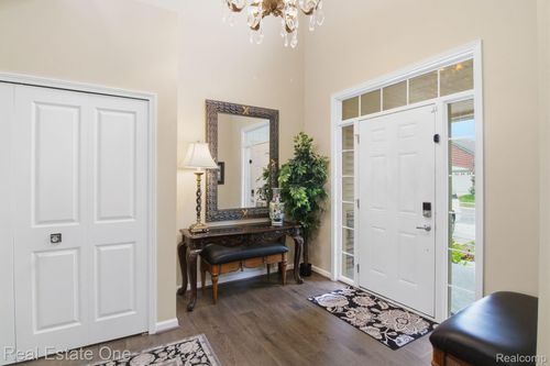 31-2294 Calibouge, Commerce Township, MI, 48382-2090 | Card Image