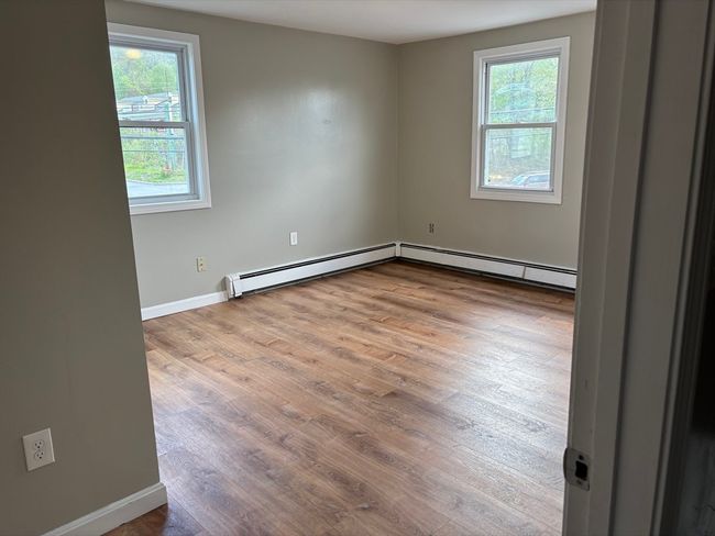 APT-2 - 352 Main St, Condo with 3 bedrooms, 2 bathrooms and 2 parking in Tewksbury MA | Image 10