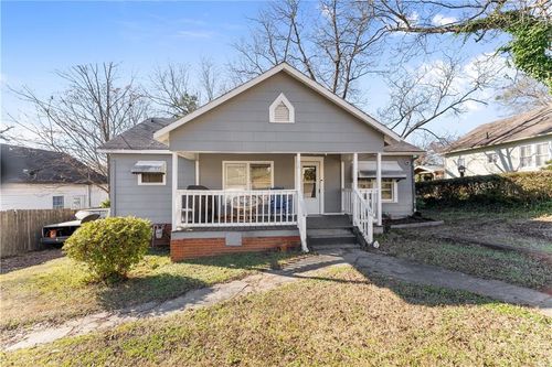 84 Park St, Toccoa, GA, 30577-2257 | Card Image