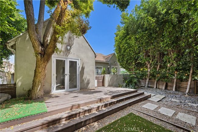 1944 Chariton St, House other with 3 bedrooms, 2 bathrooms and 2 parking in Los Angeles CA | Image 6