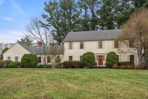 32 Atkinson Lane, Sudbury, MA, 01776 | Card Image