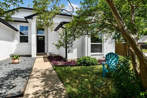 2208 Mimosa Trl, Round Rock, TX, 78664-7741 | Card Image