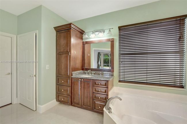 21698 Abington Ct, House other with 5 bedrooms, 3 bathrooms and null parking in Boca Raton FL | Image 24