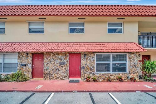 137-4165 Sw 66th Way, Davie, FL, 33314-3308 | Card Image