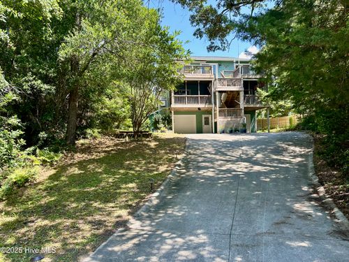 122 Ethel Dr, Emerald Isle, NC, 28594-3013 | Card Image