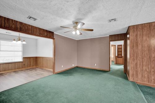 404 N 6th St, Noble, OK, 73068-8473 | Card Image