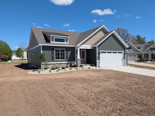 Unit 79 Rose Ridge Ct Ne, Rockford, MI, 49341 | Card Image