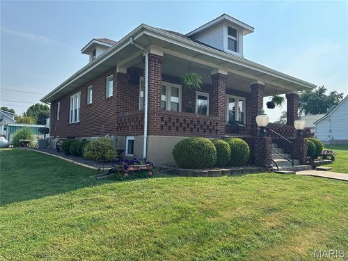 308 E Lincoln Ave, Owensville, MO, 65066-1339 | Card Image