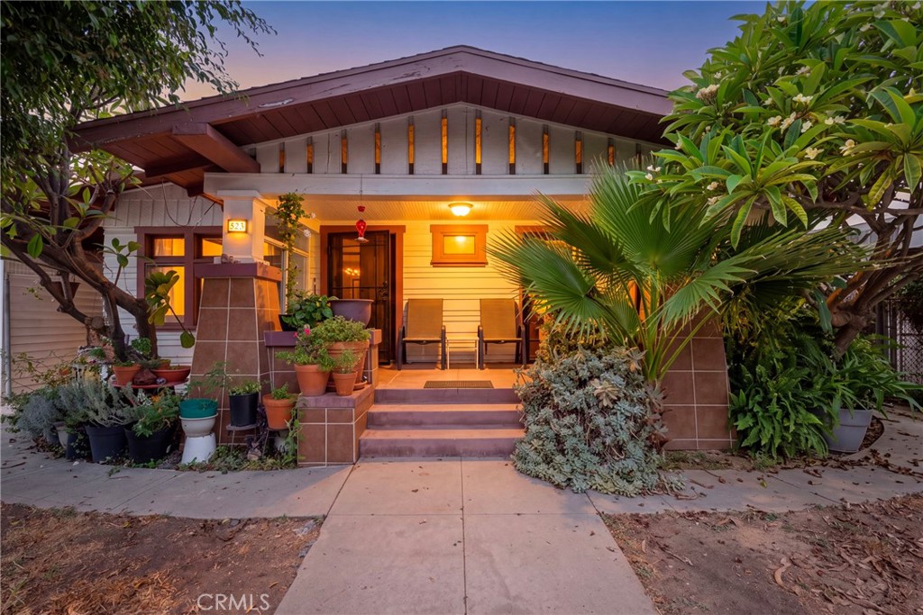 Residential Income in Los Angeles