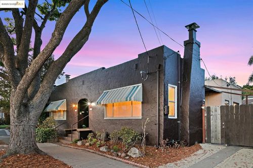 2201 Spaulding Ave, Berkeley, CA, 94703-1601 | Card Image