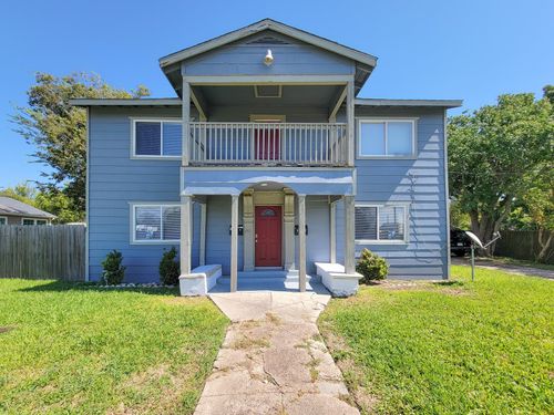 apt-2-711 Avenue A, La Marque, TX, 77568-4392 | Card Image