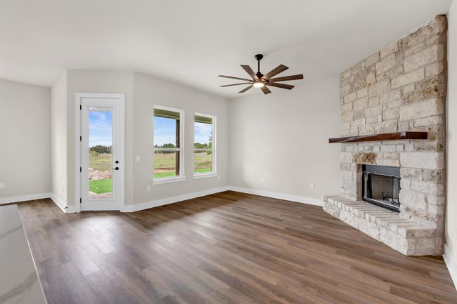 118 Rosebud Ranch Rd, House other with 4 bedrooms, 2 bathrooms and null parking in Bertram TX | Image 10