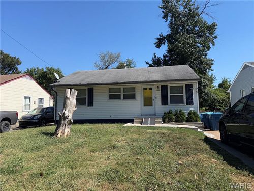 10420 Presley Dr, Saint Louis, MO, 63137-4220 | Card Image