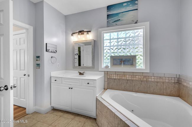 223 Silver Creek Loop, House other with 3 bedrooms, 4 bathrooms and 2 parking in Sneads Ferry NC | Image 19