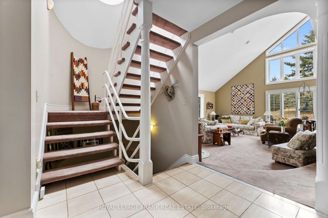 11 Mansfield Park Crt, House other with 5 bedrooms, 3 bathrooms and 10 parking in Port Perry ON | Image 8