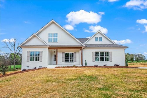 148 Beauchamp Oaks Ct, Advance, NC, 27006-8011 | Card Image