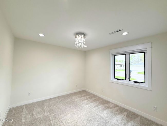 116 23 Rd St E, House other with 4 bedrooms, 3 bathrooms and null parking in Williston ND | Image 52