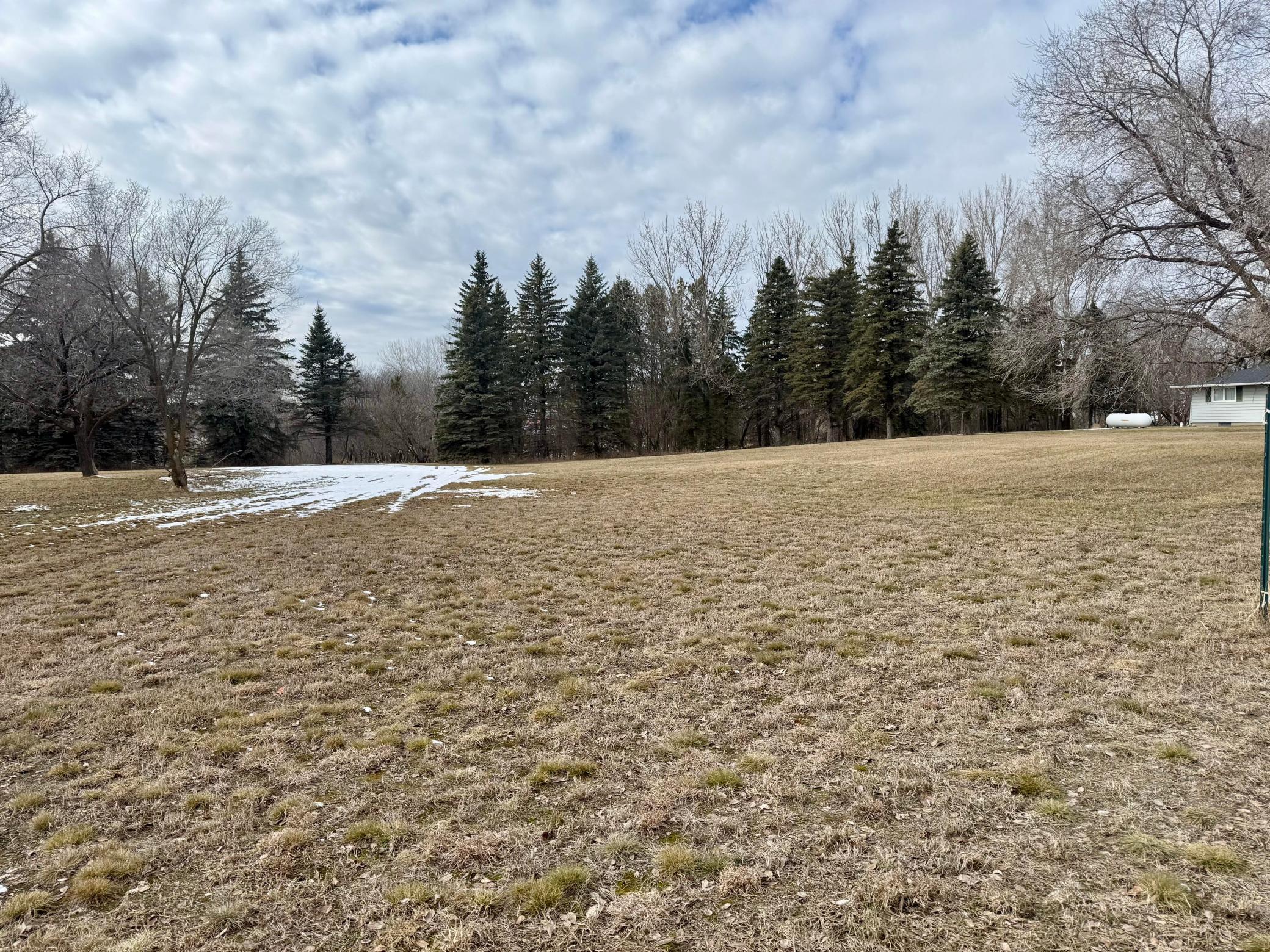 Land in Detroit Lakes