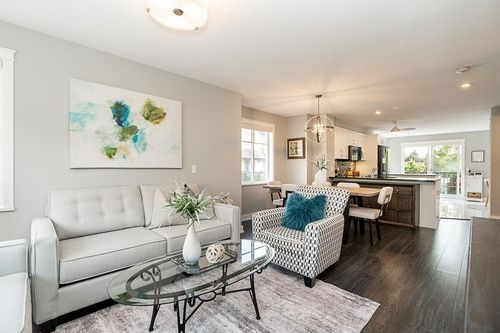 24-15871 85 Ave, Surrey, BC, V4N0Y9 | Card Image