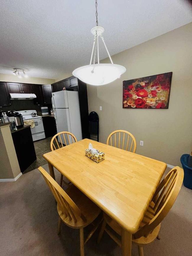 5204 - 16969 24 Street Sw, Home with 2 bedrooms, 1 bathrooms and 2 parking in Calgary AB | Image 6